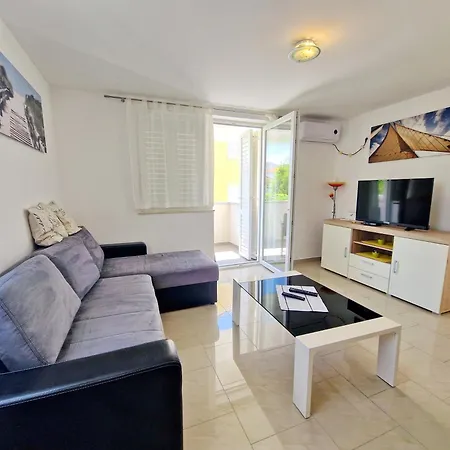 Lejlighed With Parking Space Baska, Krk - 18873 *